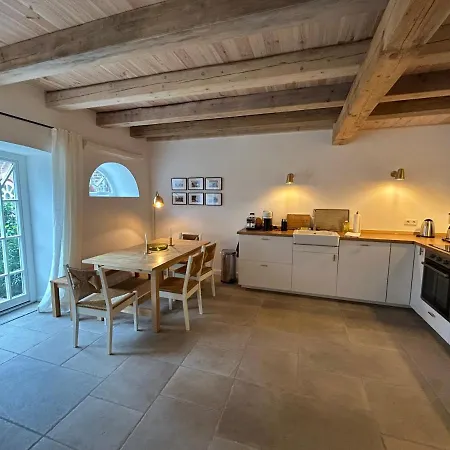 Schreinerei Appartement *